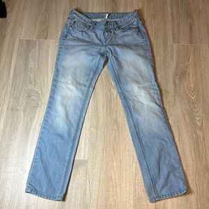 Ann Taylor Loft Women’s size 4P light washed jean